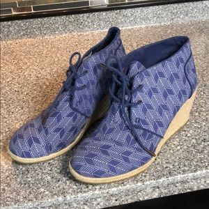 Brand new TOMS Desert Wedge Shoes